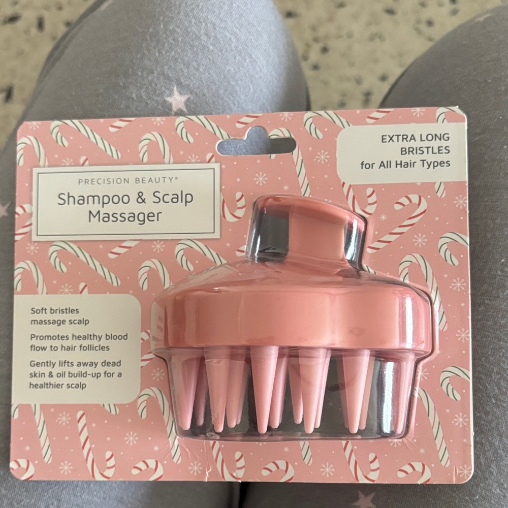 NWT Pink Shampoo & Scalp Massager
